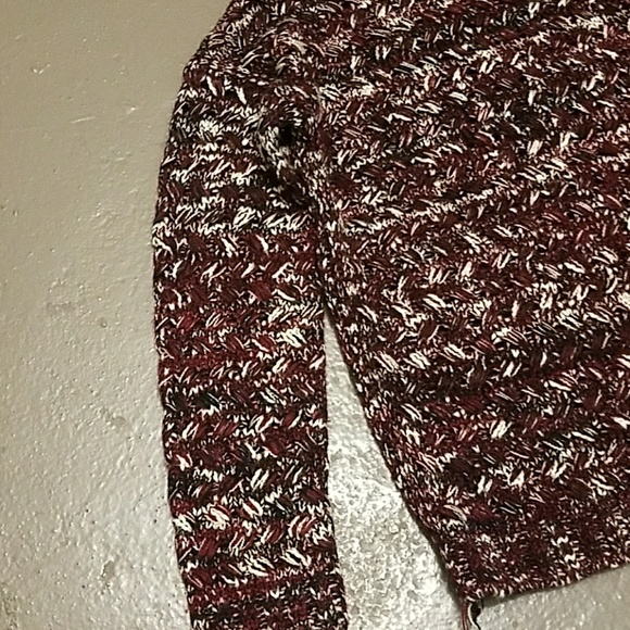 Sweater - Picture 3 of 4